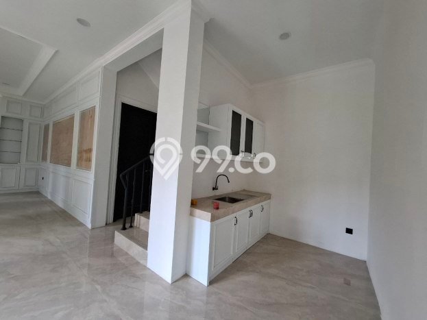 Rumah Elit LB 420m2 Siap Huni Desain Elegan di Taman Galaxy, Bekasi Rumah Elit LB 420m2 Siap Huni Desain Elegan di Taman Galaxy, Bekasi