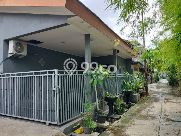 Rumah Luas Asri 4 KT Siap Pakai di Jatibening Bekasi Rumah Luas Asri 4 KT Siap Pakai di Jatibening Bekasi