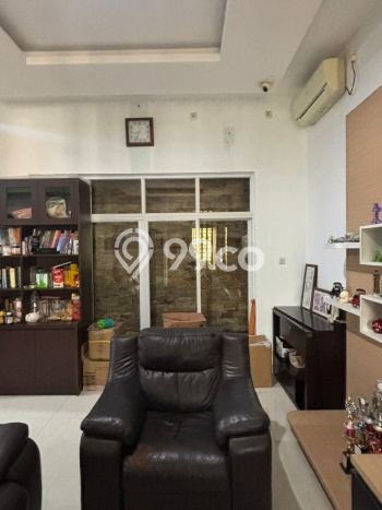 Dijual Rumah Luas Megah Dengan View Cantik di Pegangsaan, Jakarta Utara Dijual Rumah Luas Megah Dengan View Cantik di Pegangsaan, Jakarta Utara