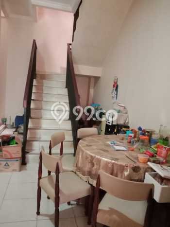 Rumah Strategis Modern Lb 188m2 di Kelapa Gading, Jakarta Utara Rumah Strategis Modern Lb 188m2 di Kelapa Gading, Jakarta Utara
