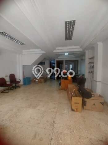 Siap Huni Hunian Elit 5 Kamar di Kelapa Gading Dekat ke Mana Pun Siap Huni Hunian Elit 5 Kamar di Kelapa Gading Dekat ke Mana Pun