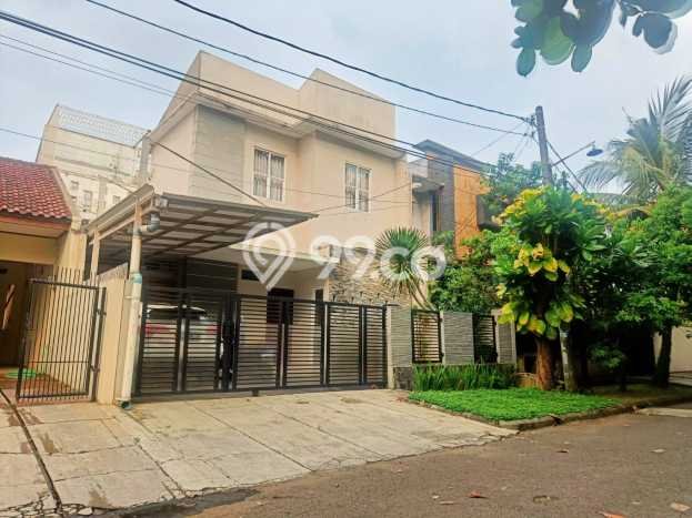 Dijual Rumah Premium dengan Fasilitas Sekitar Komplit di BSD, Tangerang Selatan Dijual Rumah Premium dengan Fasilitas Sekitar Komplit di BSD, Tangerang Selatan