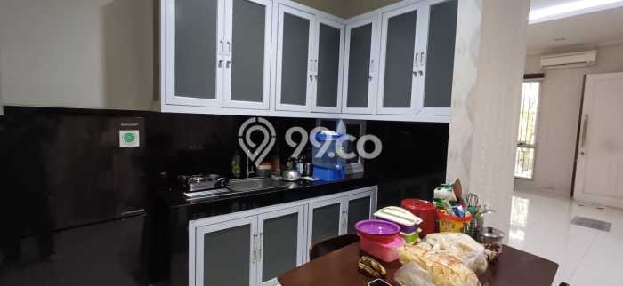 Jual Rumah Mewah Megah Dengan View Cantik di Alam Sutera, Tangerang Jual Rumah Mewah Megah Dengan View Cantik di Alam Sutera, Tangerang