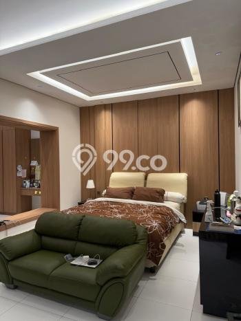 Ready to Use! Luxury House LT 240m2 Desain Modern di Gading Serpong Ready to Use! Luxury House LT 240m2 Desain Modern di Gading Serpong