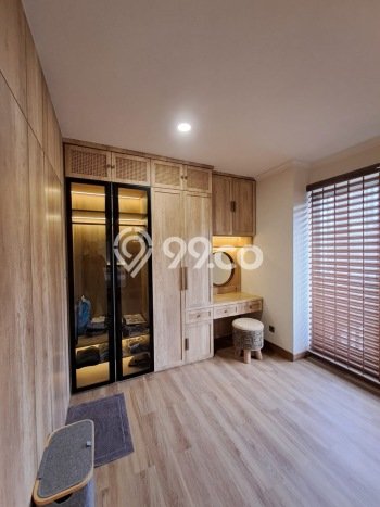 Dijual Rumah Luas Megah Dengan View Eksklusif di Gading Serpong, Tangerang Dijual Rumah Luas Megah Dengan View Eksklusif di Gading Serpong, Tangerang