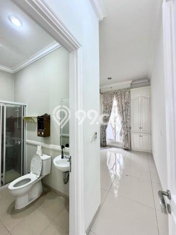 For Sale Rumah Mewah Exclusive di BSD, Tangerang Selatan For Sale Rumah Mewah Exclusive di BSD, Tangerang Selatan