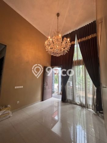 Rumah Elit Modern Siap Huni di BSD Tangerang Rumah Elit Modern Siap Huni di BSD Tangerang