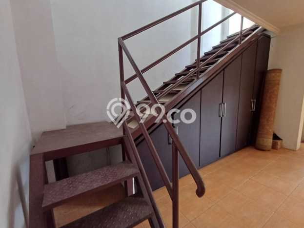Gudang Dijual di BSD LT 486m2, LB 369m2 untuk Investasi Gudang Dijual di BSD LT 486m2, LB 369m2 untuk Investasi