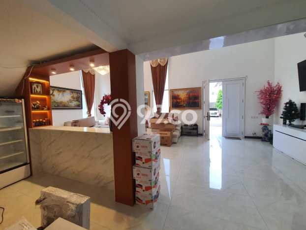 Jual Rumah Luas Megah Dengan View Cantik di Lippo Karawaci, Tangerang Jual Rumah Luas Megah Dengan View Cantik di Lippo Karawaci, Tangerang