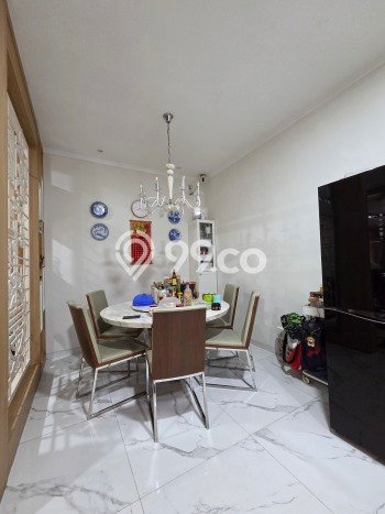 Rumah Elit Modern Tanpa Renovasi di Alam Sutera 2 Tangerang Rumah Elit Modern Tanpa Renovasi di Alam Sutera 2 Tangerang
