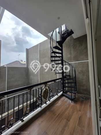 Rumah Luxury Modern Siap Huni di Gading Serpong Tangerang Rumah Luxury Modern Siap Huni di Gading Serpong Tangerang