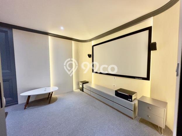 Rumah Elit Modern Tanpa Renovasi di BSD Tangerang Rumah Elit Modern Tanpa Renovasi di BSD Tangerang