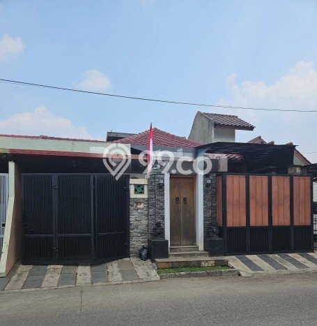 Rumah Modern 4 KT di Serpong Villa Melati Mas Tangerang Selatan Unfurnished Rumah Modern 4 KT di Serpong Villa Melati Mas Tangerang Selatan Unfurnished