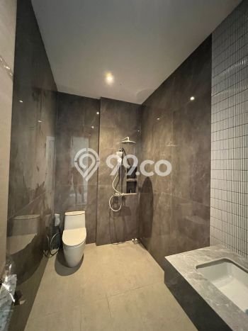 Hot Offer Hunian Mewah Ideal dan Luas di Kebon Jeruk, Jakarta Barat Hot Offer Hunian Mewah Ideal dan Luas di Kebon Jeruk, Jakarta Barat