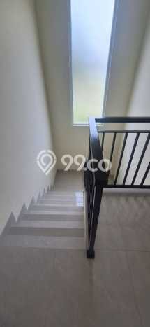 Rumah Modern 4 KT di Gading Serpong Tangerang Unfurnished Rumah Modern 4 KT di Gading Serpong Tangerang Unfurnished