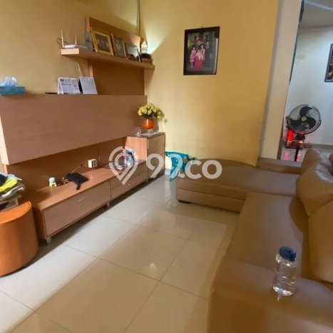 Hunian Mewah LB 225m2 Siap Huni Desain Elegan di Gading Serpong, Tangerang Hunian Mewah LB 225m2 Siap Huni Desain Elegan di Gading Serpong, Tangerang
