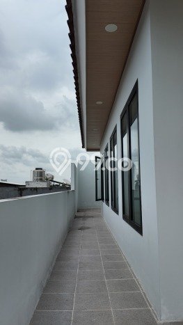 Rumah Luxury Modern Tanpa Renovasi di Gading Serpong Tangerang Rumah Luxury Modern Tanpa Renovasi di Gading Serpong Tangerang