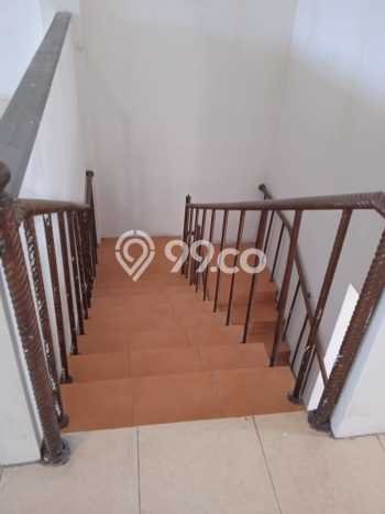 Ruko Dijual di Serpong Utara Tangerang Selatan dengan LB 400m2 Ruko Dijual di Serpong Utara Tangerang Selatan dengan LB 400m2