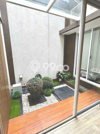 Rumah Elit Modern Siap Huni di Gading Serpong Tangerang Rumah Elit Modern Siap Huni di Gading Serpong Tangerang