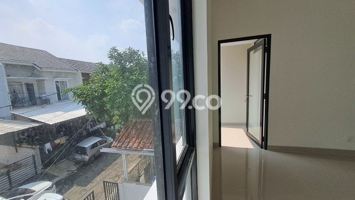 Jual Rumah Bagus Siap Huni LB 100m2 di Serpong Utara, Tangerang Selatan Jual Rumah Bagus Siap Huni LB 100m2 di Serpong Utara, Tangerang Selatan