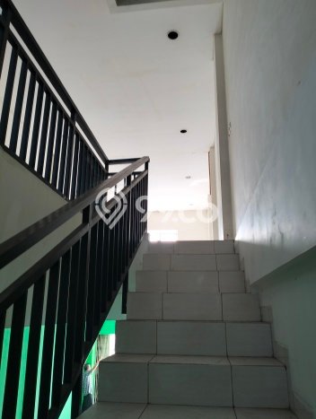 Ruko Komersial Dijual di Cisauk Tangerang LT 72m2 & LB 170m2 Ruko Komersial Dijual di Cisauk Tangerang LT 72m2 & LB 170m2
