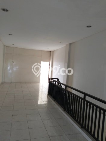 Ruko Komersial Dijual di Cisauk Tangerang LT 72m2 & LB 170m2 Ruko Komersial Dijual di Cisauk Tangerang LT 72m2 & LB 170m2