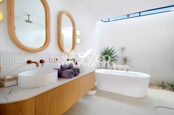 Vila di , Area 178m2m², Area Strategis Vila di , Area 178m2m², Area Strategis