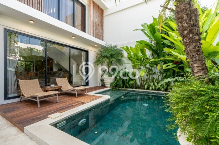 LOKASI TERBAIK! Vila di , Luas 199m2m², Lingkungan Asri dan aman LOKASI TERBAIK! Vila di , Luas 199m2m², Lingkungan Asri dan aman