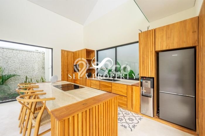 LOKASI STRATEGIS! Vila Kawasan , Luas 400m2m², Lingkungan Prima LOKASI STRATEGIS! Vila Kawasan , Luas 400m2m², Lingkungan Prima