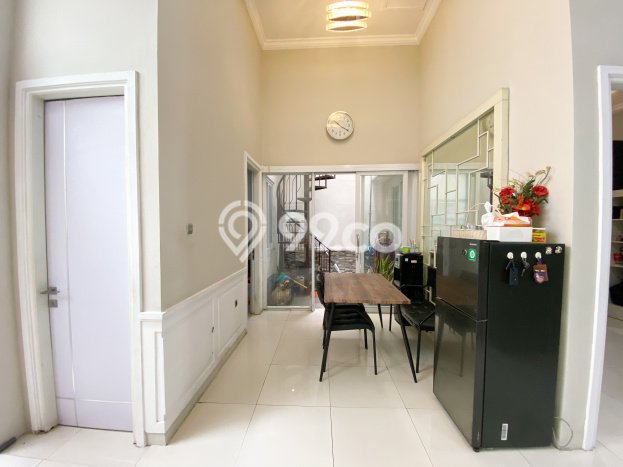 Rumah Modern Cantik 4 Kamar Bisa Langsung Pindah di Sidoarjo Rumah Modern Cantik 4 Kamar Bisa Langsung Pindah di Sidoarjo