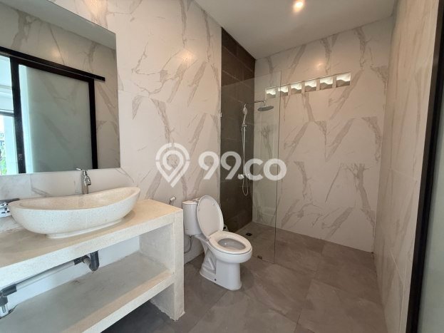 Vila Asri di , Dimensi 170m2m², Dekat ke berbagai fasilitas Vila Asri di , Dimensi 170m2m², Dekat ke berbagai fasilitas
