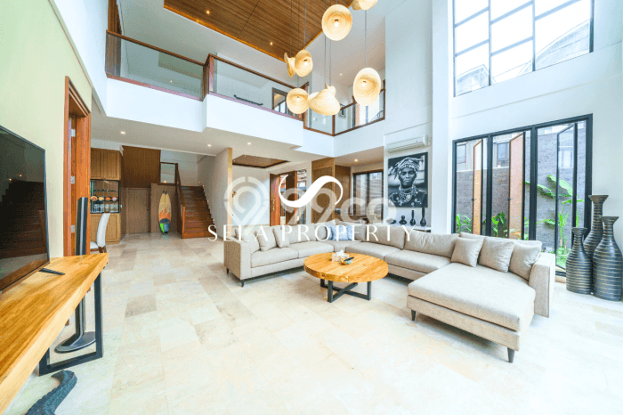 HARGA TERBAIK! Vila di , Area 550m2m², Lokasi Strategis HARGA TERBAIK! Vila di , Area 550m2m², Lokasi Strategis