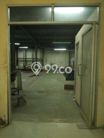 Gudang Area Premium di Dadap, Luas 600m², Akses Utama Gudang Area Premium di Dadap, Luas 600m², Akses Utama