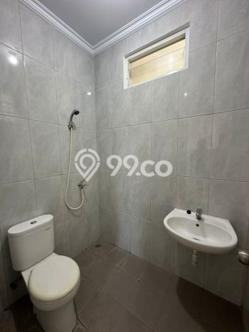Disewakan! Rumah 3 Kamar Tidur &
3 Kamar Mandi di Banjar Wijaya, Tangerang Disewakan! Rumah 3 Kamar Tidur &
3 Kamar Mandi di Banjar Wijaya, Tangerang