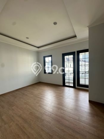 Rumah Disewakan Tangerang LT 144m2 LB 277m2 Area Alam Sutera Rumah Disewakan Tangerang LT 144m2 LB 277m2 Area Alam Sutera