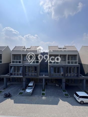FOR SALE! Ruko di BSD Tangerang Selatan, LT 90m2, LB 270m2 FOR SALE! Ruko di BSD Tangerang Selatan, LT 90m2, LB 270m2