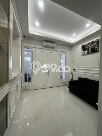 Rumah Mewah Dijual LT 228m2 di Cengkareng, Jakarta Barat Rumah Mewah Dijual LT 228m2 di Cengkareng, Jakarta Barat
