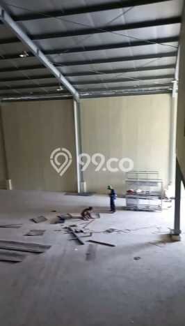 PRIME LOCATION! Gudang di BSD, Luas 1000m², Area Berkembang, Ready Pakai PRIME LOCATION! Gudang di BSD, Luas 1000m², Area Berkembang, Ready Pakai