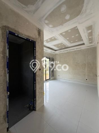 Rumah Minimalis 3 Kamar LT 90m2 di Taman Meruya Rumah Minimalis 3 Kamar LT 90m2 di Taman Meruya