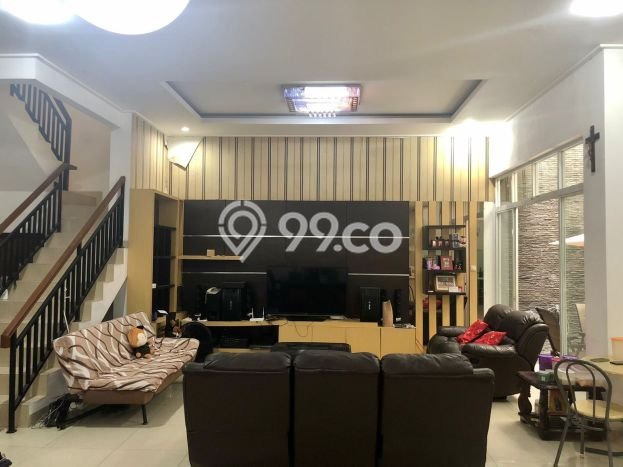 Jual Rumah Luas Elegan Dengan View Cantik di Intercon, Jakarta Barat Jual Rumah Luas Elegan Dengan View Cantik di Intercon, Jakarta Barat