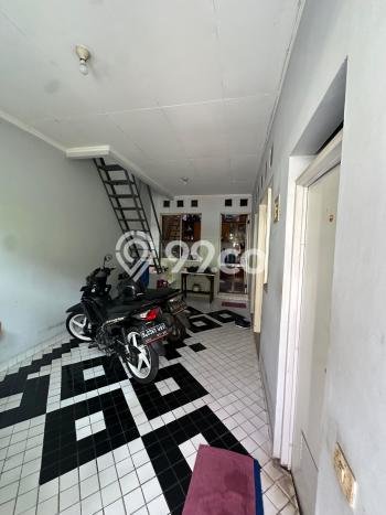 Ready to Use! Premium House LT 189m2 Desain Modern di Semanan Ready to Use! Premium House LT 189m2 Desain Modern di Semanan