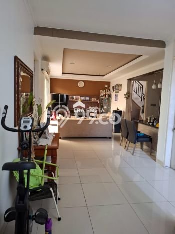 Rumah Elit Modern Tanpa Renovasi di Gading Serpong Tangerang Rumah Elit Modern Tanpa Renovasi di Gading Serpong Tangerang