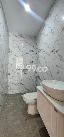 Siap Huni Rumah Mewah 4 Kamar di BSD Dekat ke Mana Pun Siap Huni Rumah Mewah 4 Kamar di BSD Dekat ke Mana Pun