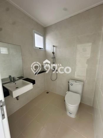 Dijual Rumah Elit Exclusive di Cengkareng, Jakarta Barat Dijual Rumah Elit Exclusive di Cengkareng, Jakarta Barat