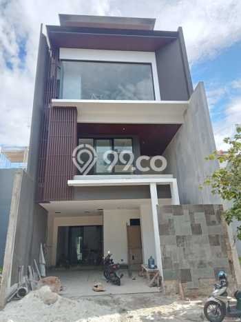 For Sale! Premium House LT 144m2 Desain Modern di Puri Indah For Sale! Premium House LT 144m2 Desain Modern di Puri Indah