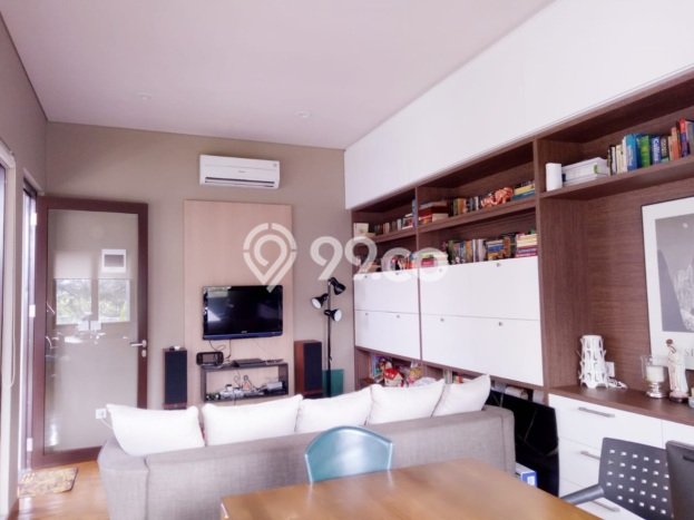 Rumah Elit LB 350m2 Siap Pakai Desain Elegan di BSD, Tangerang Rumah Elit LB 350m2 Siap Pakai Desain Elegan di BSD, Tangerang