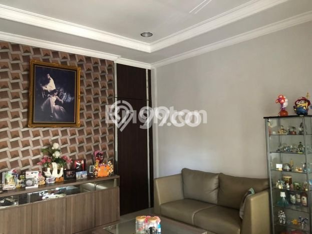 Rumah Minimalis area Citraland, Surabaya, Luas 105m2m² LB 160m2m² Rumah Minimalis area Citraland, Surabaya, Luas 105m2m² LB 160m2m²