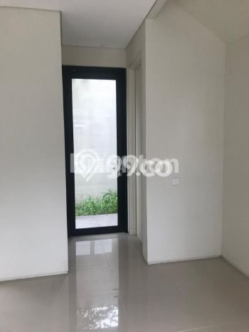 Rumah Siap Pakai area Citraland, Surabaya, LT 72m2m² Bangunan 60m2m² Rumah Siap Pakai area Citraland, Surabaya, LT 72m2m² Bangunan 60m2m²