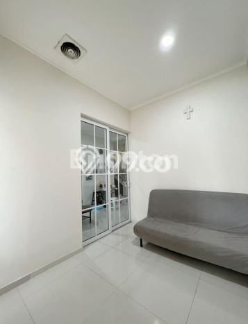SPECIAL PRICE! Rumah Strategis lokasi Sutorejo, Luas 156m2m² Bangunan 256m2m² SPECIAL PRICE! Rumah Strategis lokasi Sutorejo, Luas 156m2m² Bangunan 256m2m²