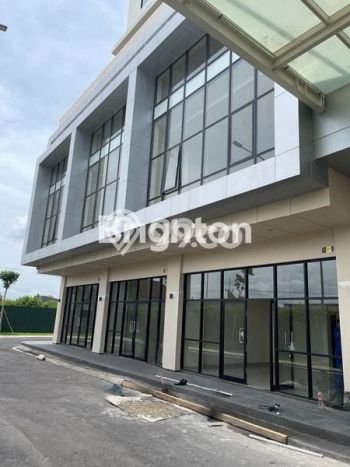 Ruko di Wiyung, Luas 181m2m², For Rent, Kawasan Komersial, Ready Pakai Ruko di Wiyung, Luas 181m2m², For Rent, Kawasan Komersial, Ready Pakai